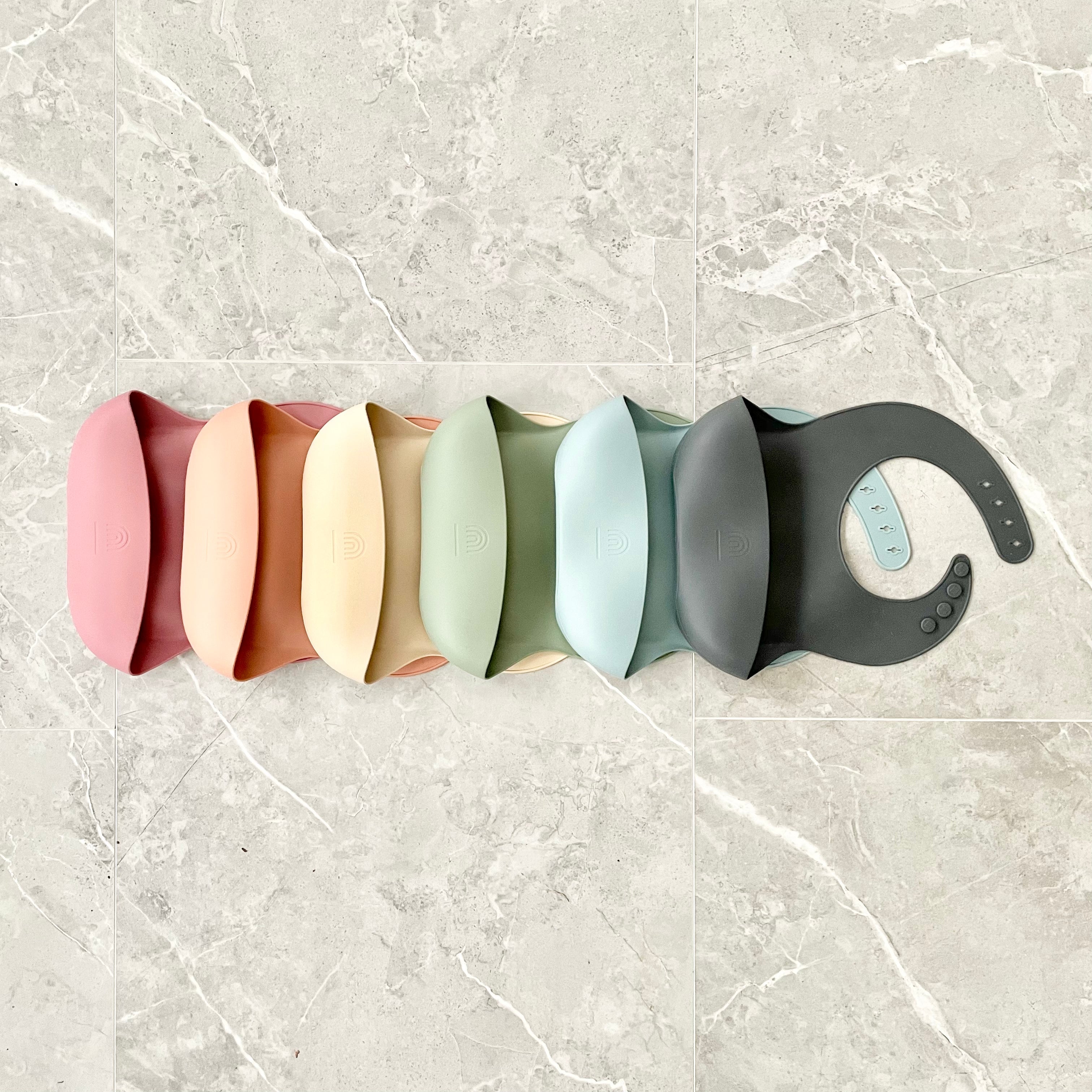 Classic Silicone Bucket Bib · Easy-to-clean · Rose Pink Color